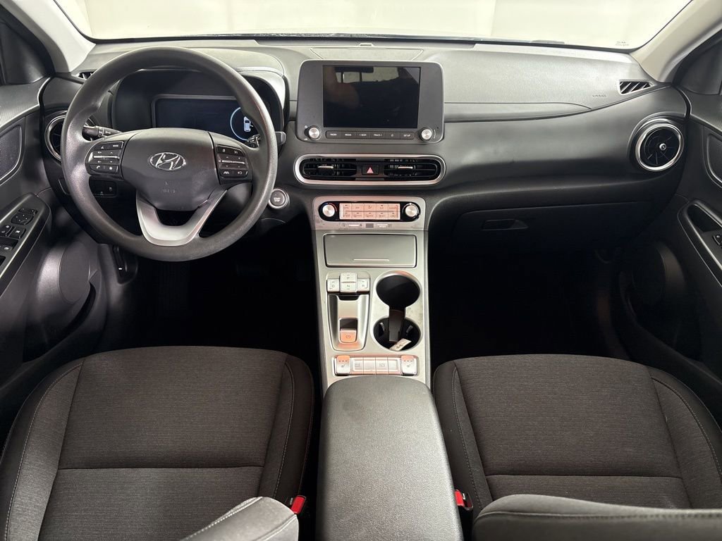 Used 2023 Hyundai Kona SE w/ Cargo Package image 3