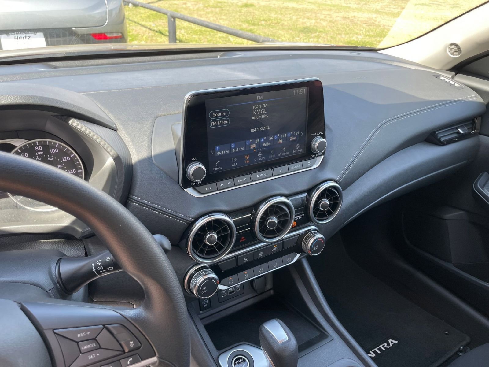 Used 2025 Nissan Sentra SV image 17
