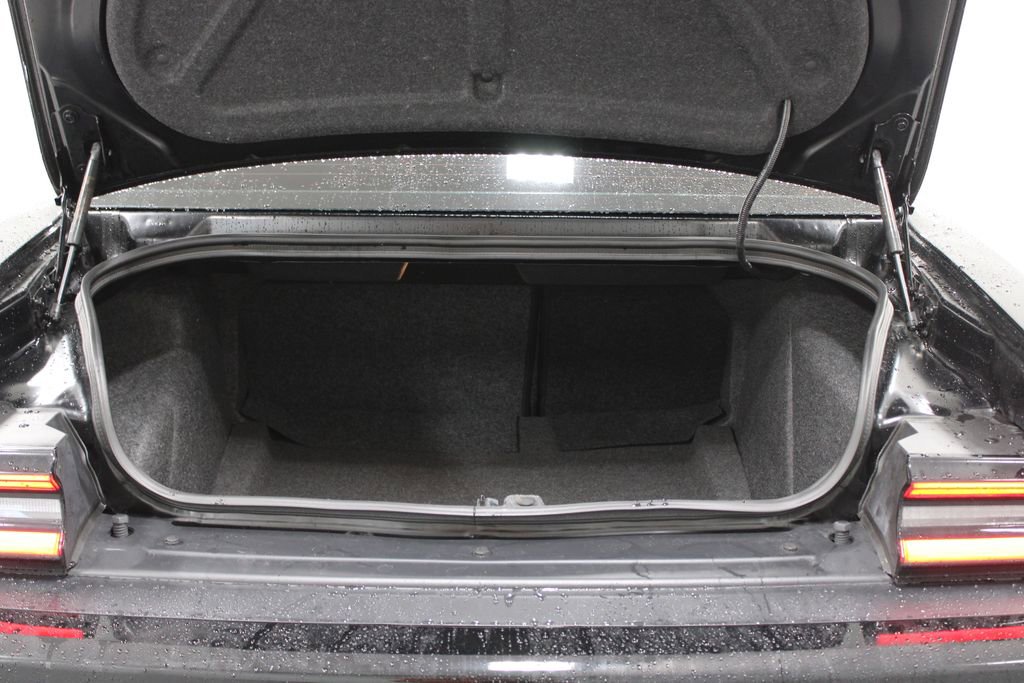 Used 2023 Dodge Challenger R/T w/ Blacktop Package image 16