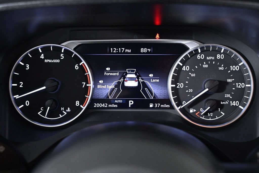 Used 2024 Nissan Rogue S AWD/4WD image 13