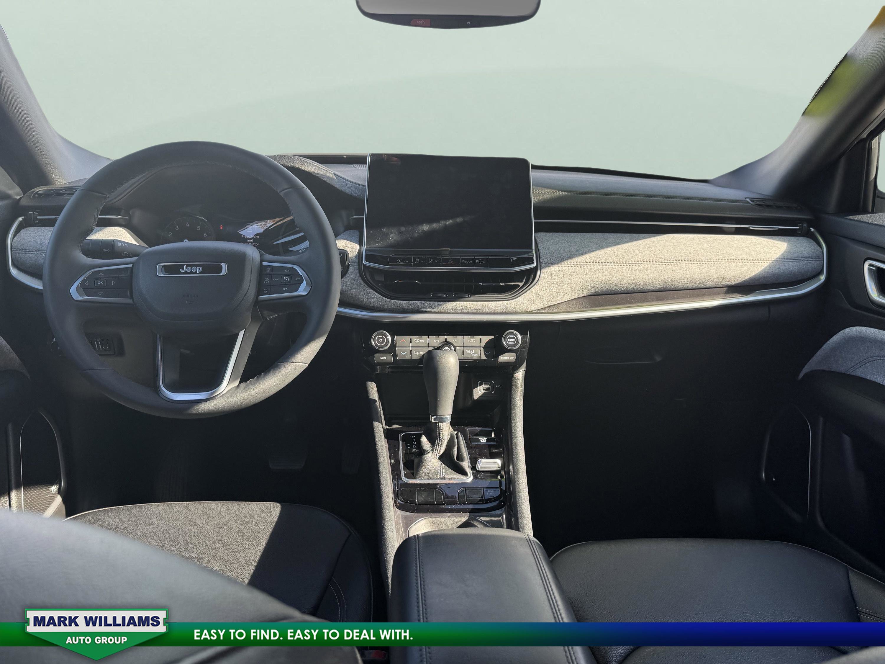 Used 2024 Jeep Compass Latitude w/ Sun and Sound Group image 14