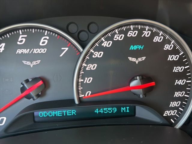 Used 2005 Chevrolet Corvette Coupe w/ Preferred Equipment Group RWD image 32