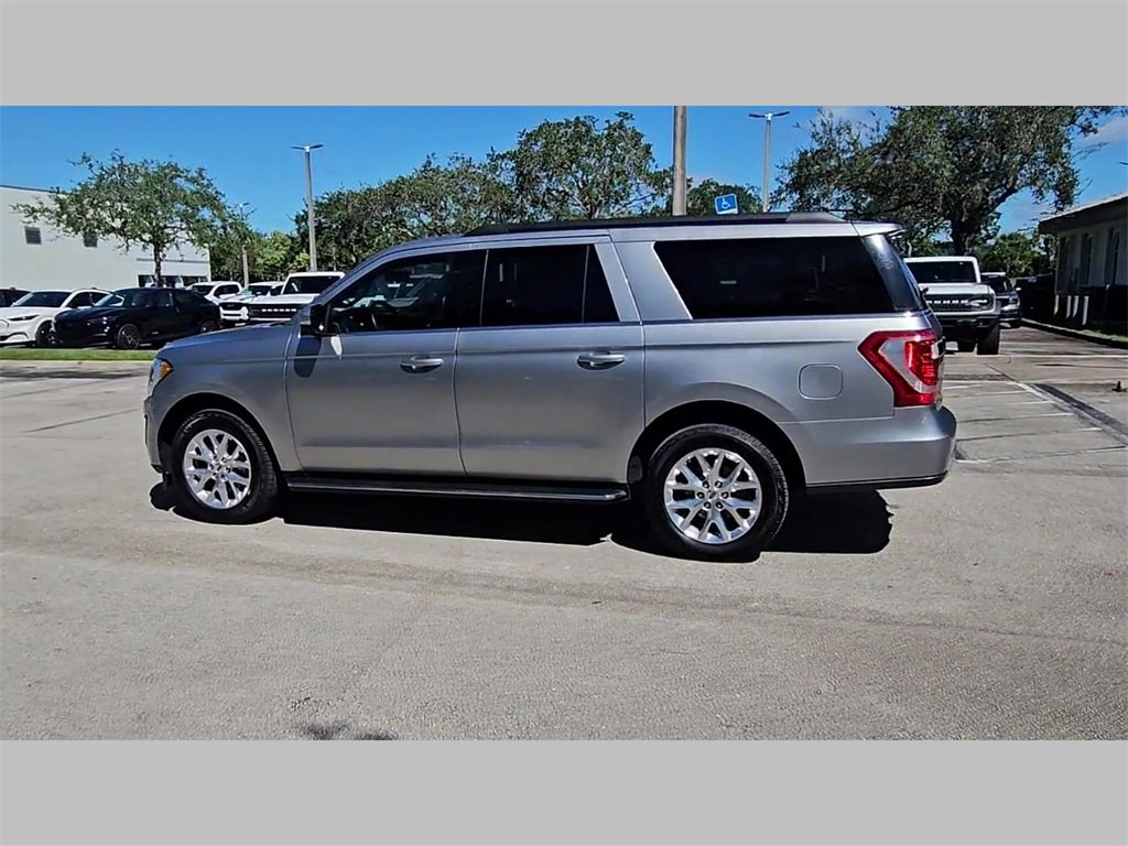 Used 2021 Ford Expedition Max XLT image 31