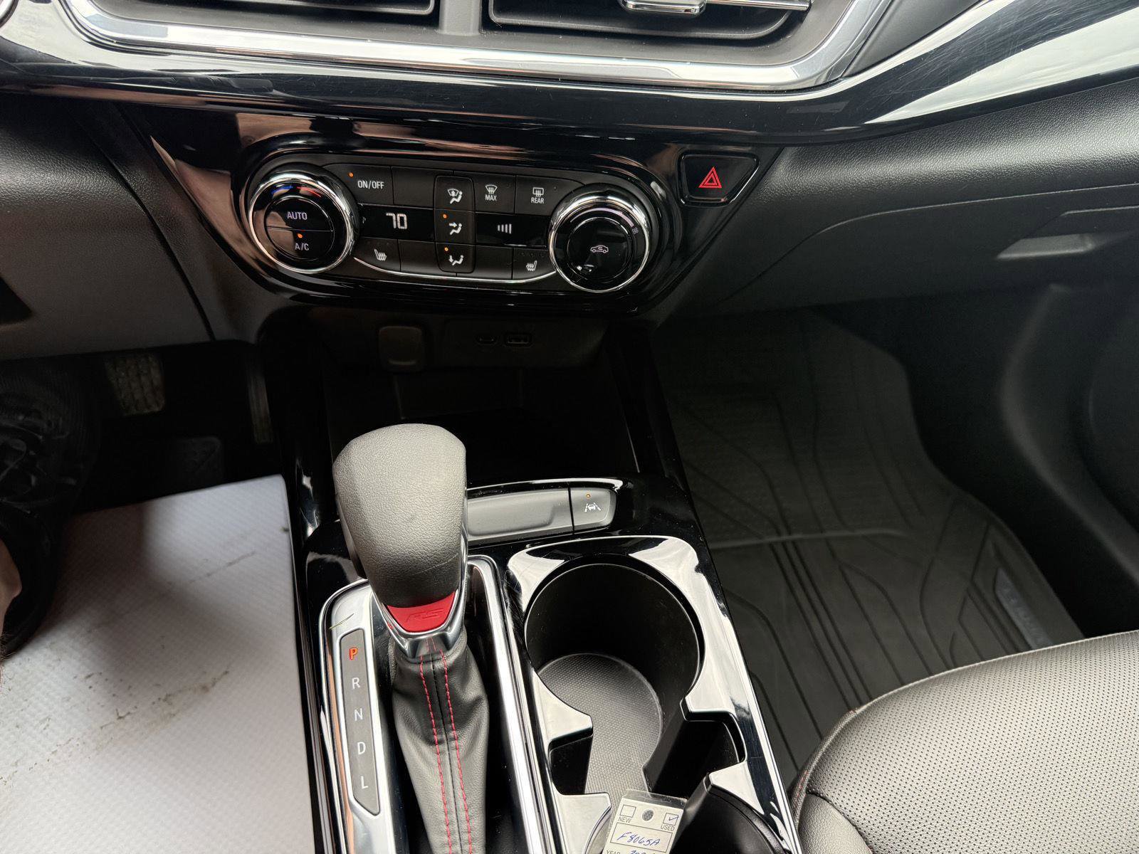 Used 2024 Chevrolet Trax RS w/ Driver Confidence Package image 26