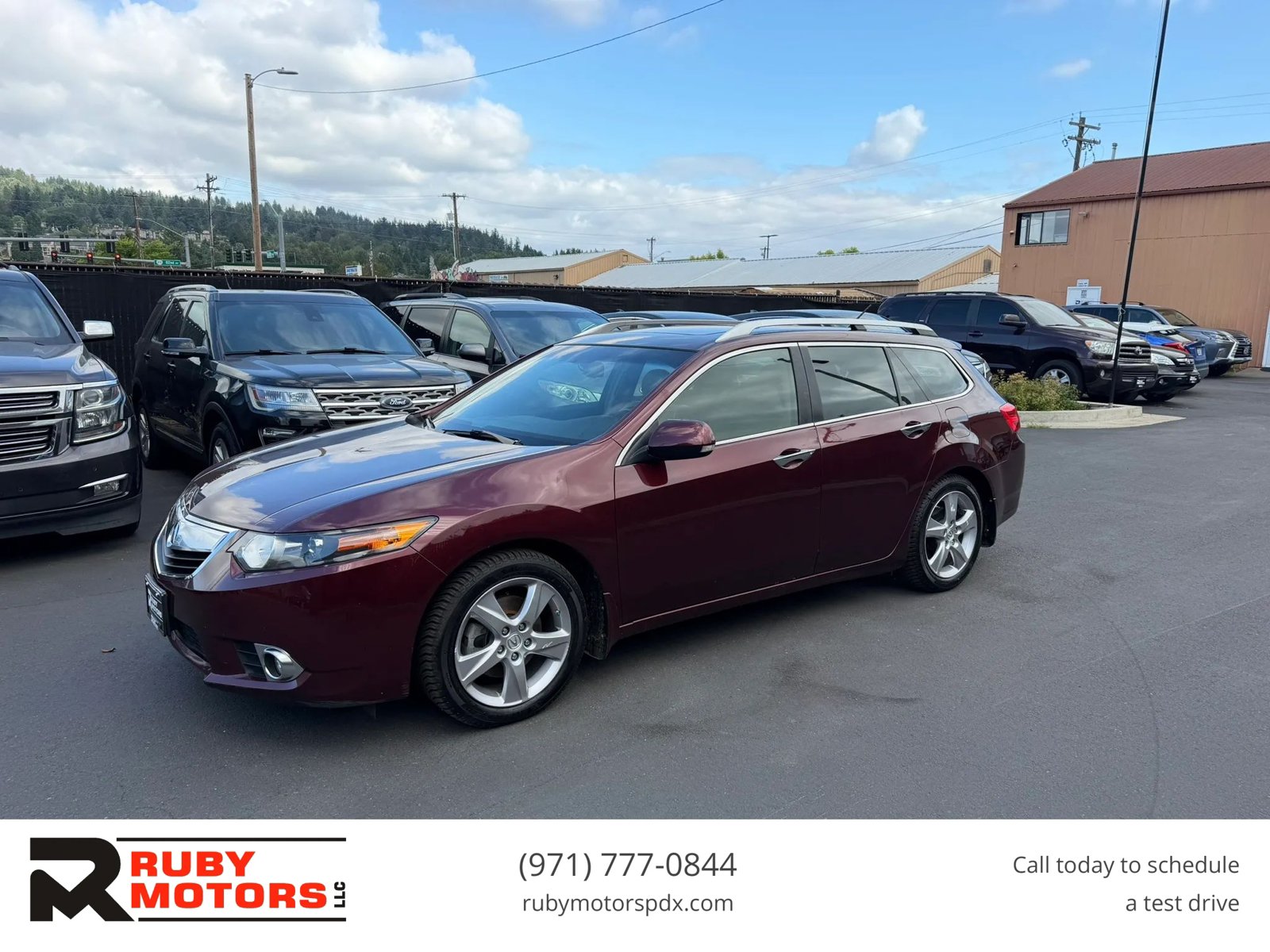 Used 2011 Acura TSX Sport Wagon FWD image 1