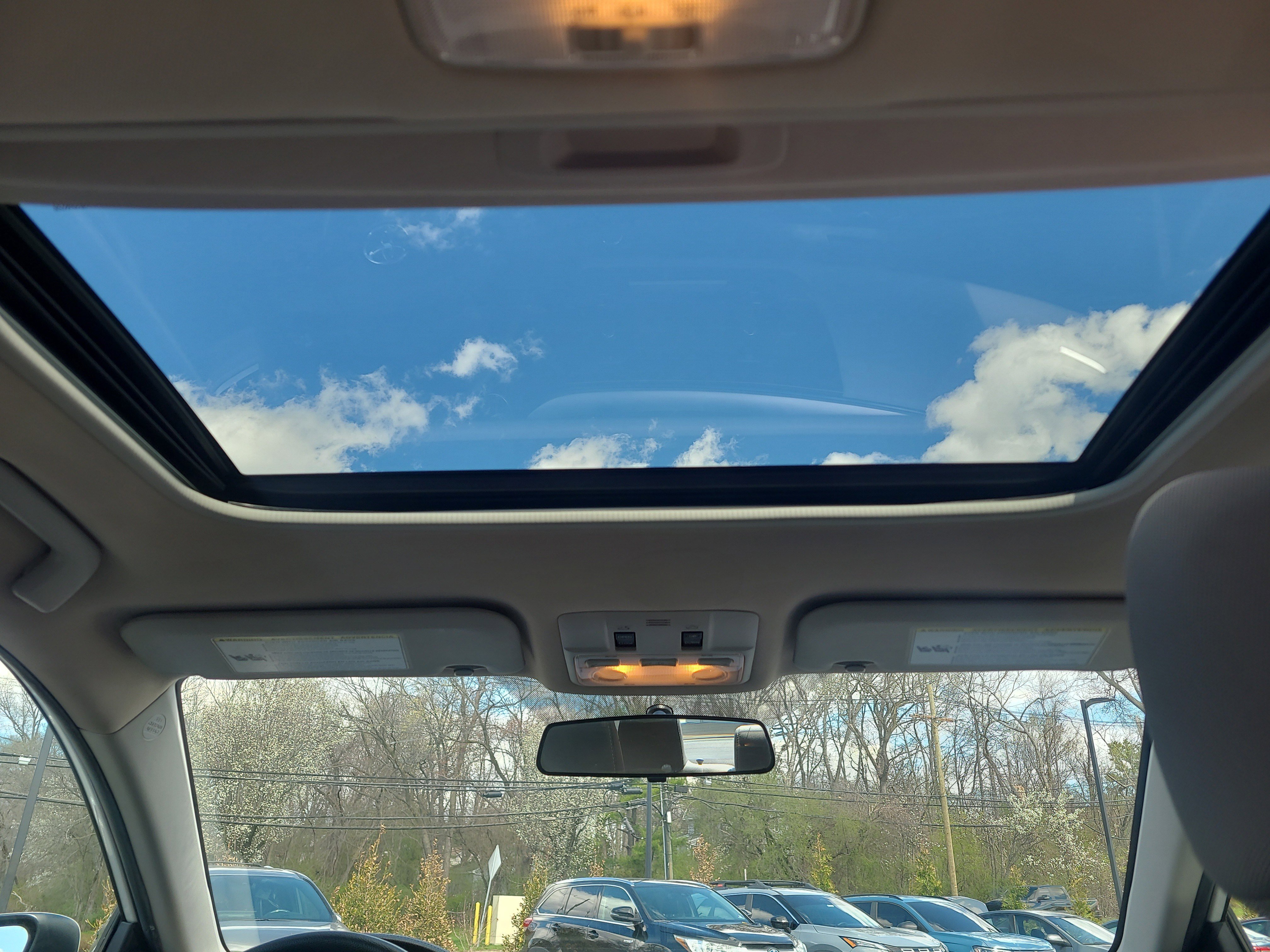 Used 2015 Toyota Corolla LE image 20