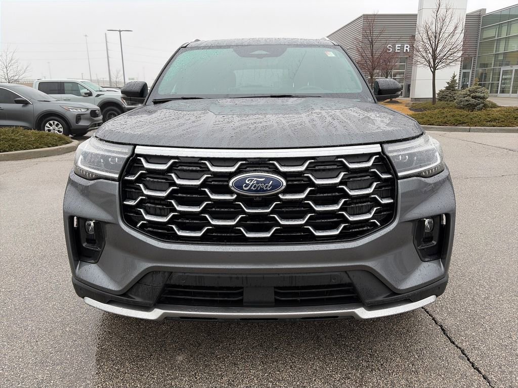Used 2025 Ford Explorer Platinum w/ LUX Leather Package AWD/4WD image 2