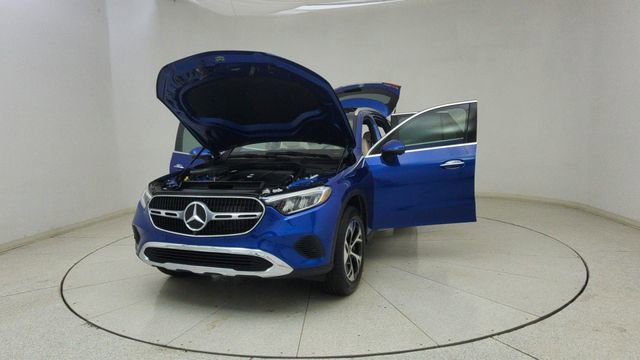 Used 2025 Mercedes-Benz GLC 350e 4MATIC image 73