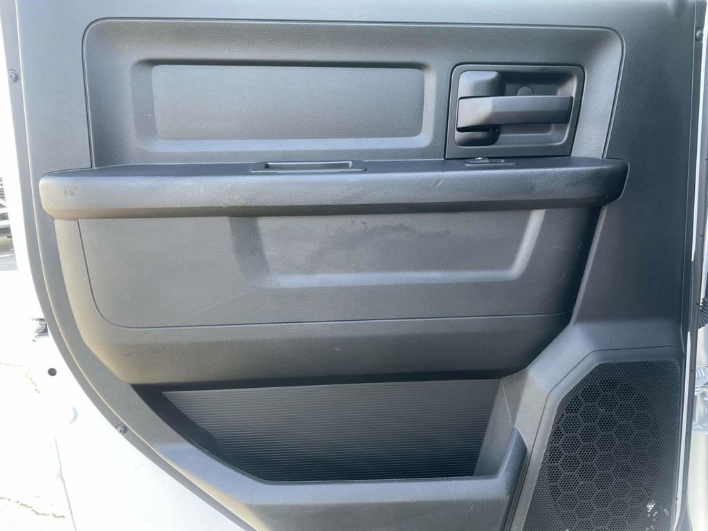 Certified 2020 RAM 3500 Tradesman w/ Chrome Appearance Group image 24