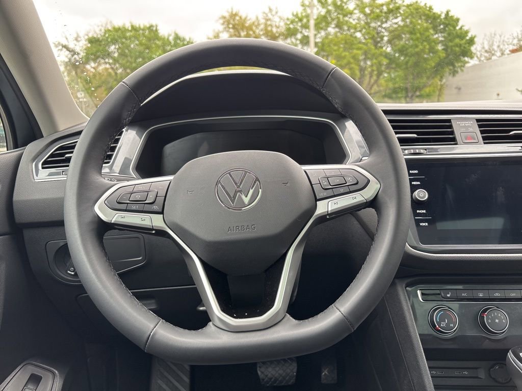Used 2024 Volkswagen Tiguan Wolfsburg Edition image 22