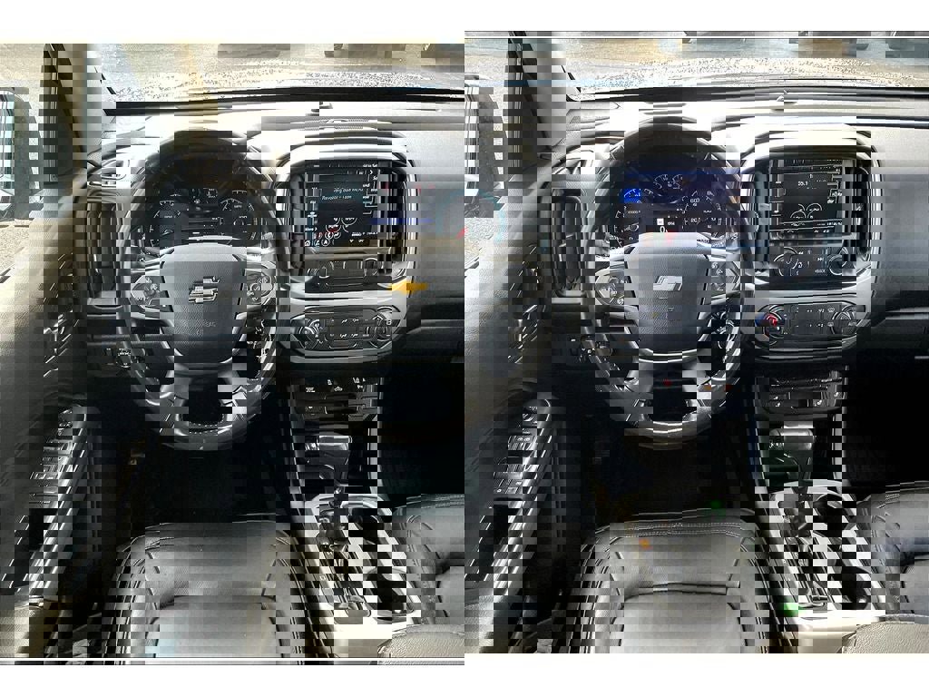 Used 2019 Chevrolet Colorado LT w/ Colorado RST Special Edition image 5