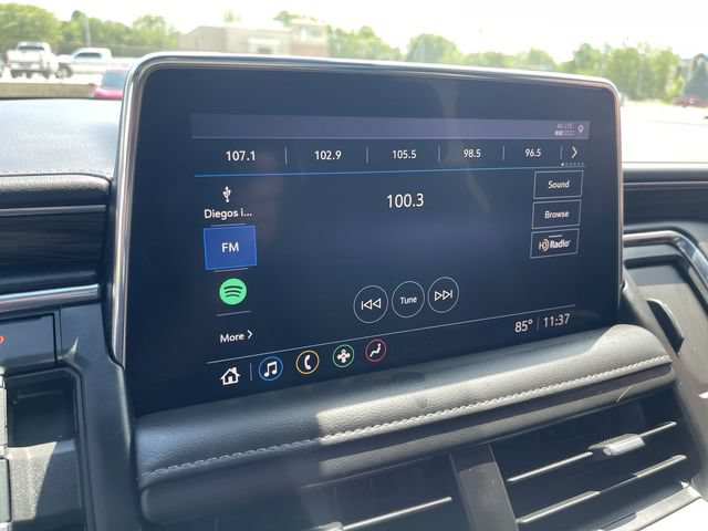 Used 2021 Chevrolet Tahoe Z71 w/ Luxury Package AWD/4WD image 19