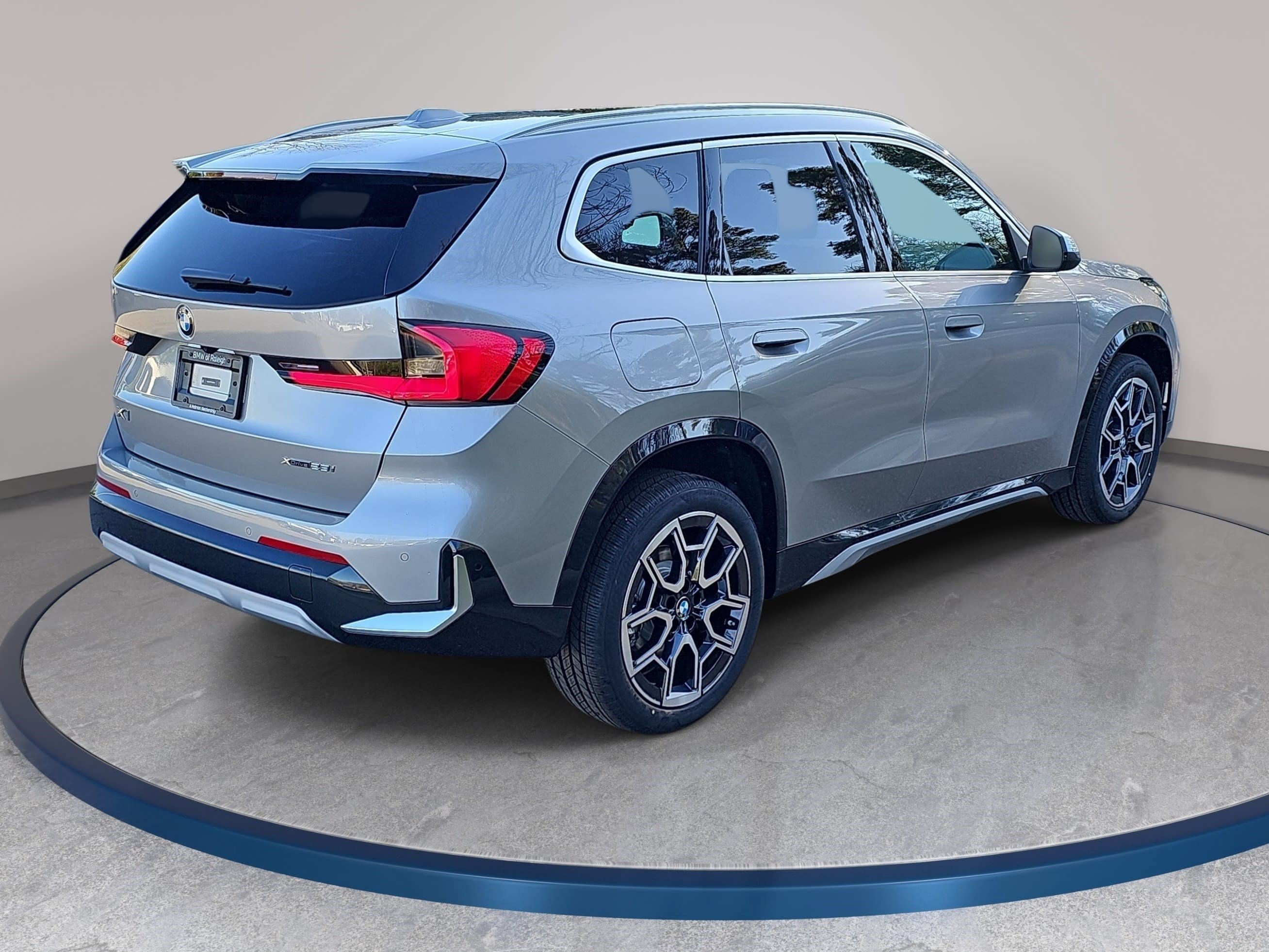 New 2026 BMW X1 xDrive28i w/ Convenience Package AWD/4WD image 5