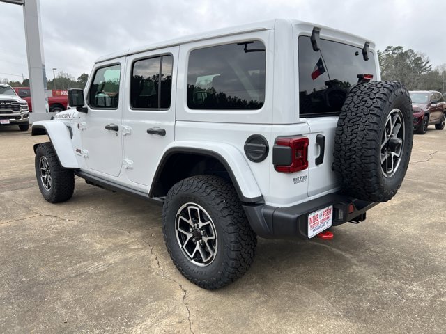 New 2026 Jeep Wrangler Unlimited Rubicon w/ Technology Group AWD/4WD image 5