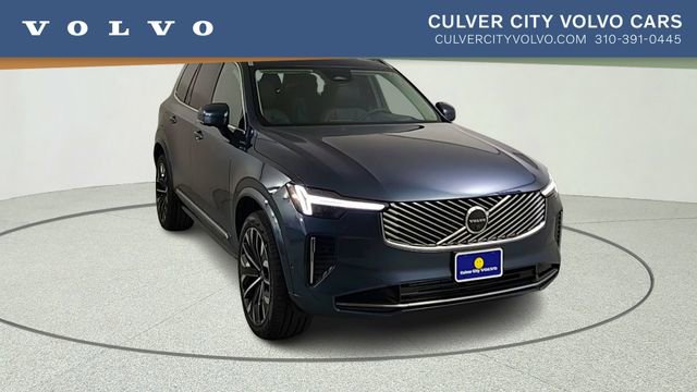 New 2026 Volvo XC90 T8 Ultra w/ Protection Package
