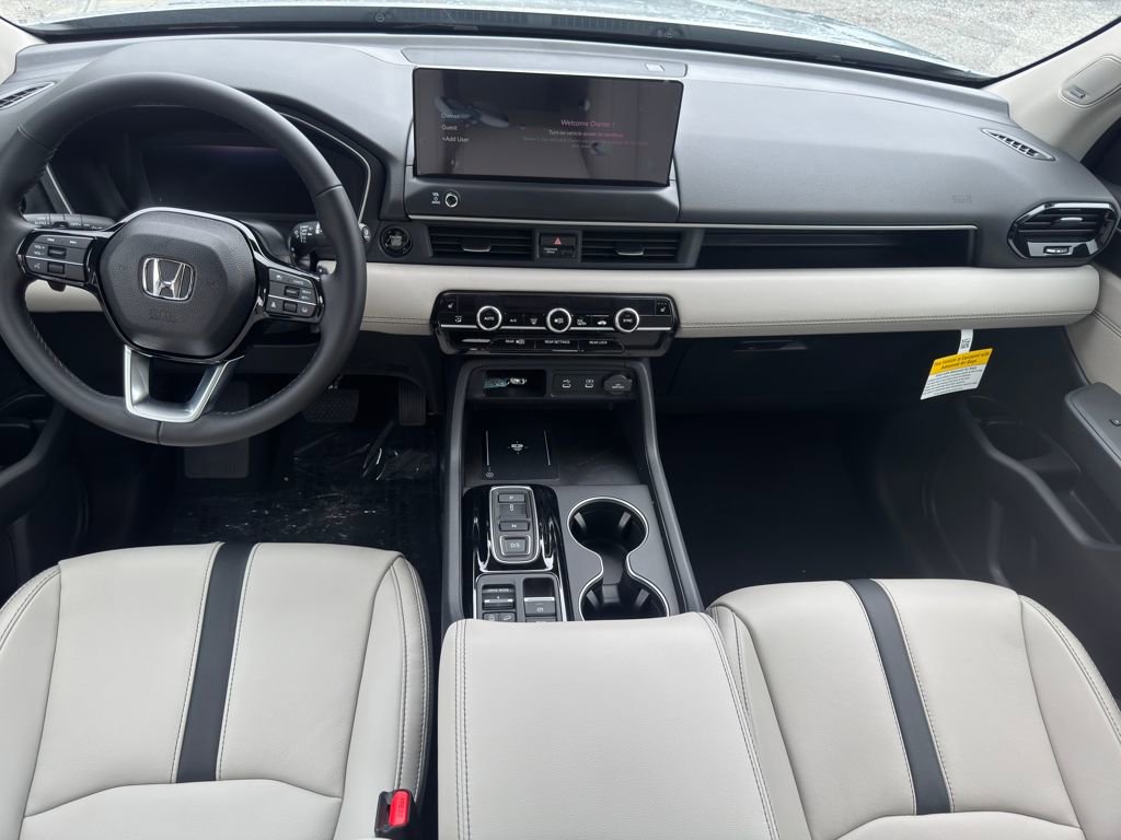 New 2026 Honda Pilot Touring image 12
