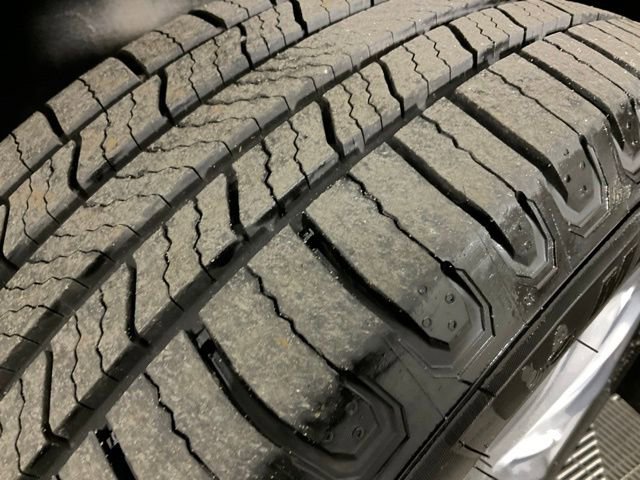 Used 2020 Buick Envision Essence image 41