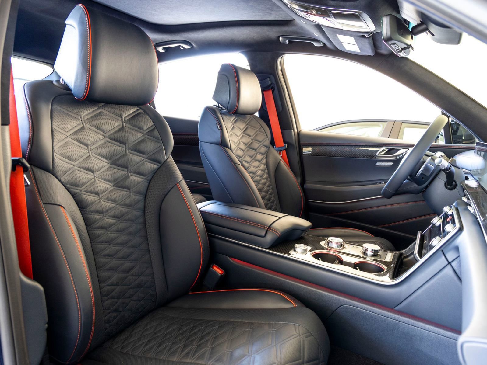 Used 2025 Genesis GV80 3.5T e-SC image 26