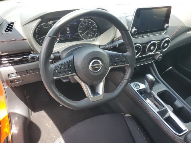 Used 2022 Nissan Sentra SR w/ Electronics Package FWD image 15