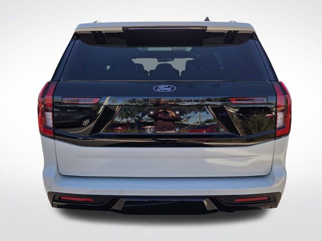 Used 2025 Ford Expedition Tremor image 8