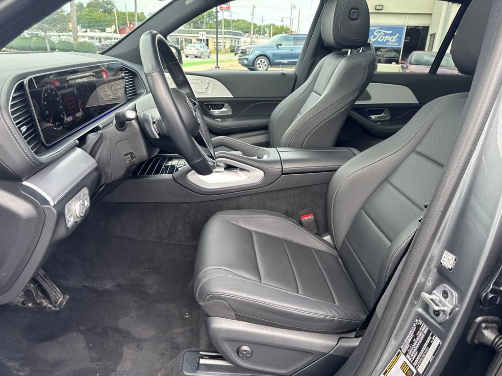 Used 2026 Mercedes-Benz GLE 350 4MATIC w/ Driver Assistance Package image 11