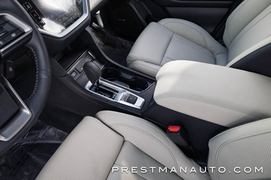 Used 2025 Subaru Ascent Limited image 34