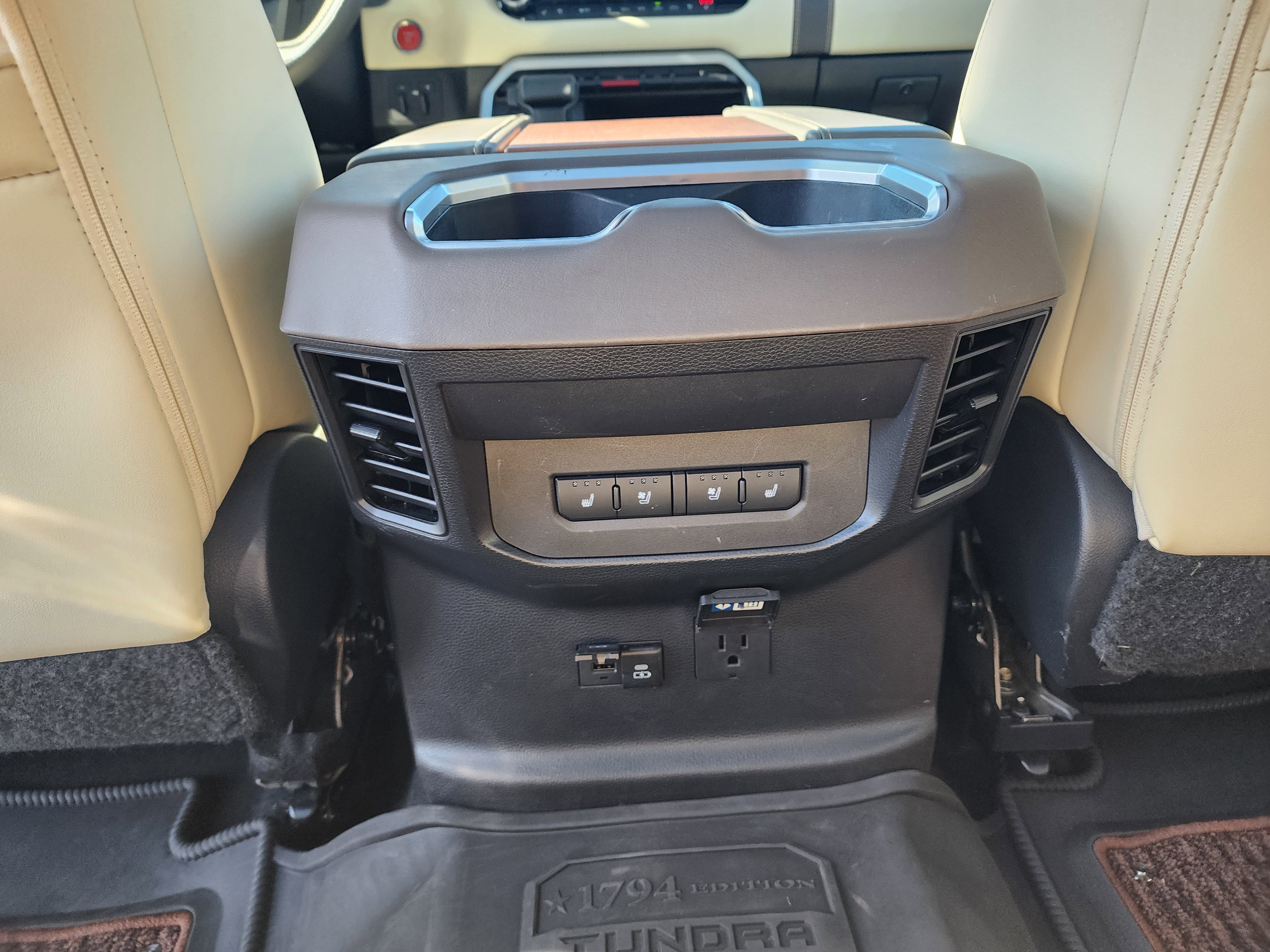 Used 2023 Toyota Tundra 1794 Edition image 17