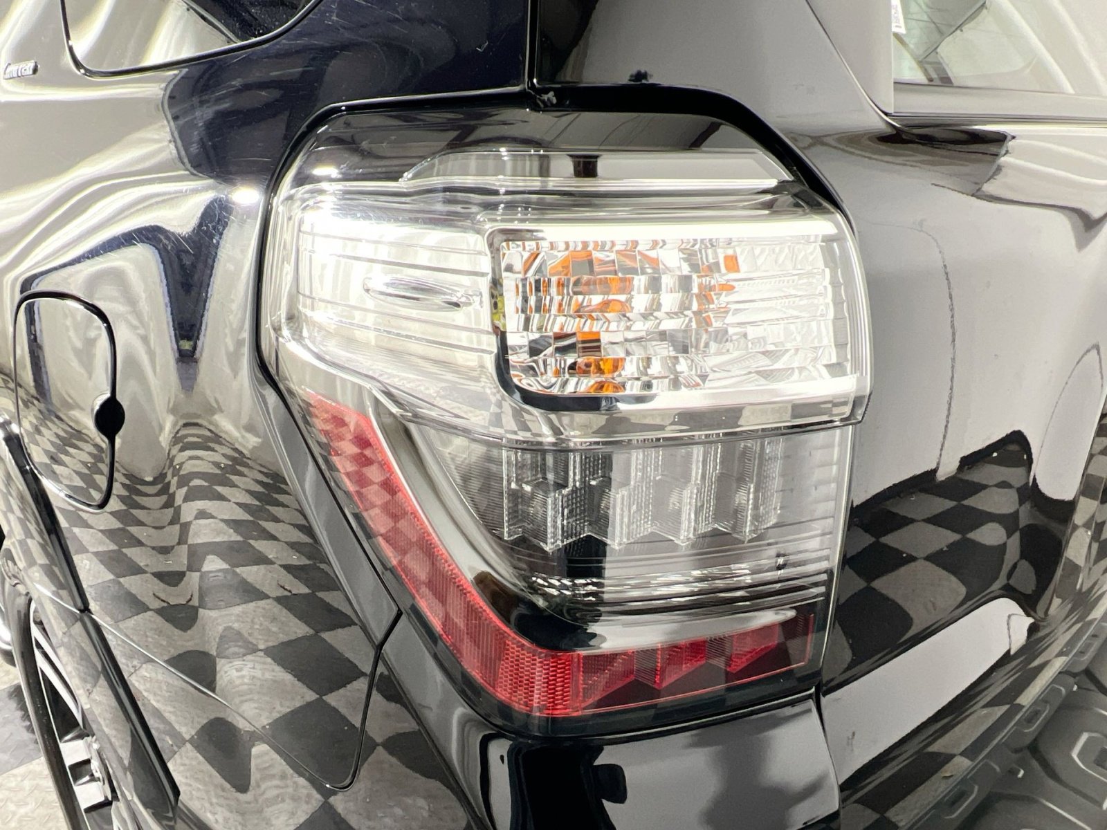 Used 2022 Toyota 4Runner Limited image 16
