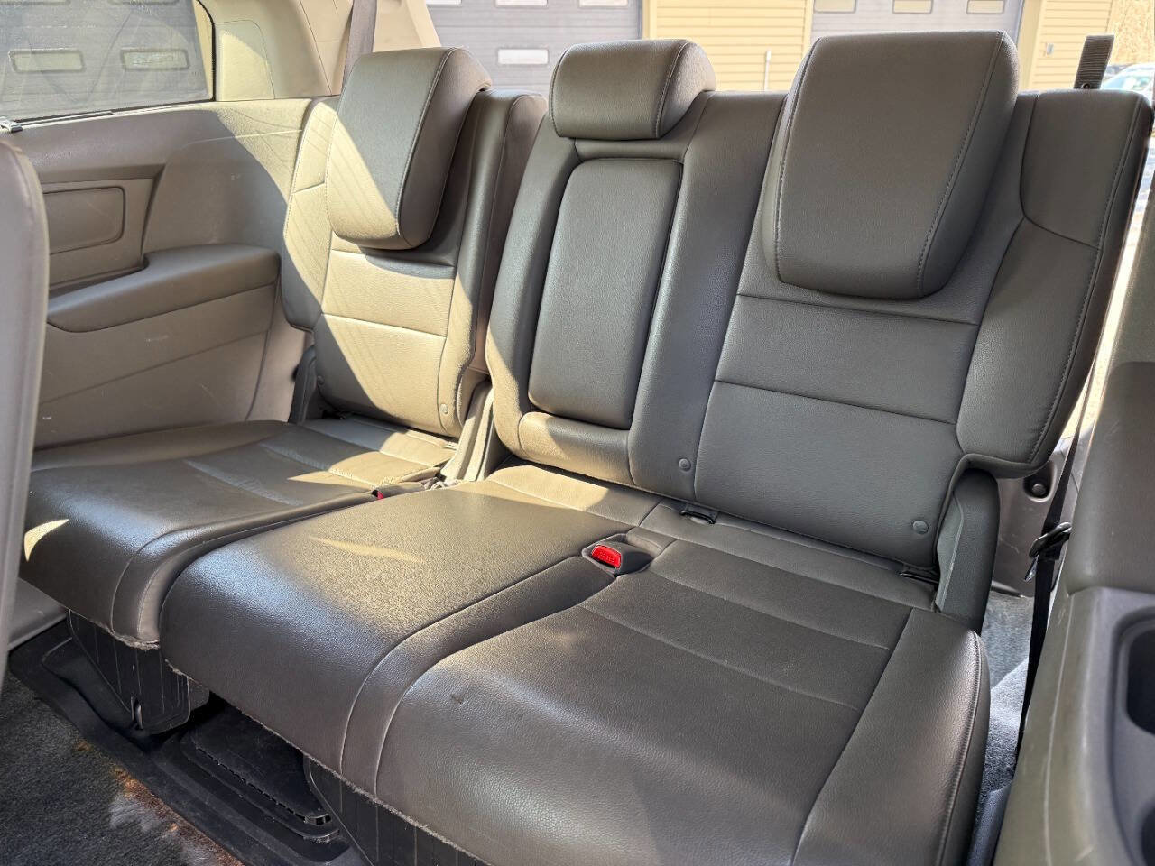Used 2012 Honda Odyssey Touring image 25