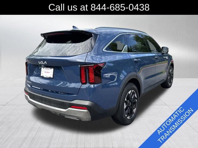 Used 2024 Kia Sorento S w/ Panoramic Sunroof Package FWD image 5
