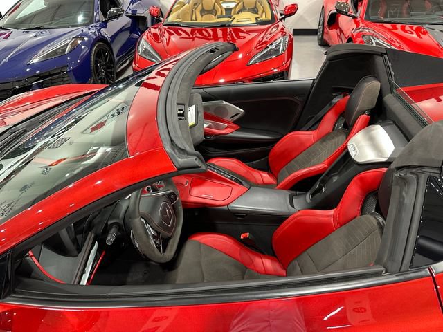 Used 2021 Chevrolet Corvette Stingray Premium Conv w/ Z51 Performance Package RWD image 8