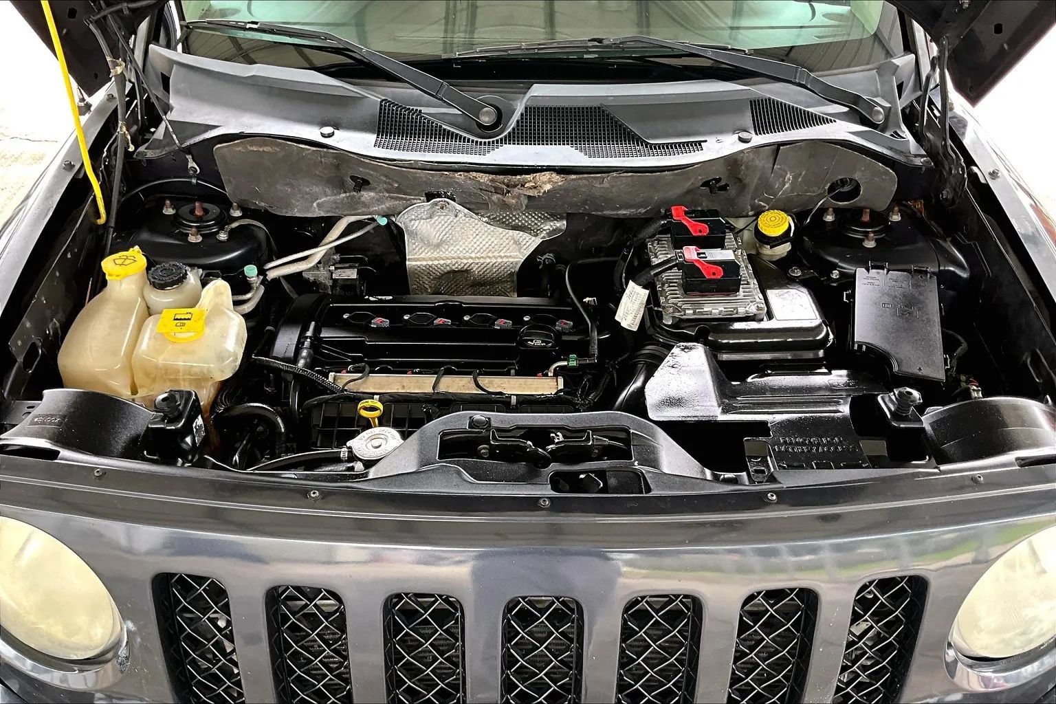 Used 2014 Jeep Patriot Sport w/ Southwest Package FWD image 25