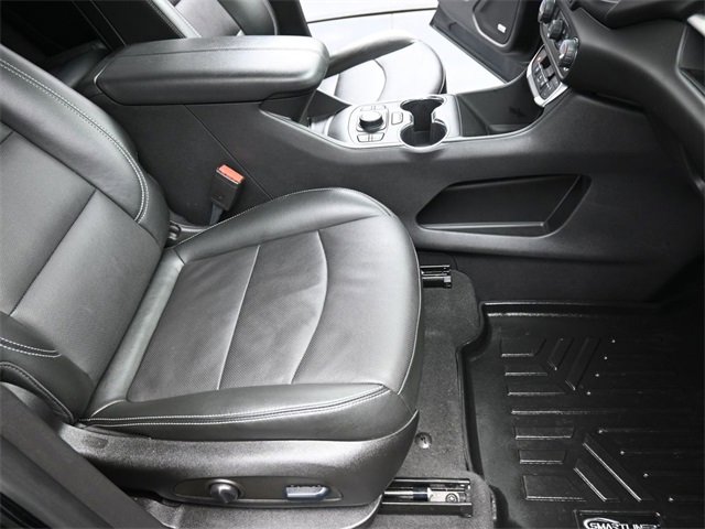 Used 2022 GMC Terrain SLT w/ Infotainment Package II image 26