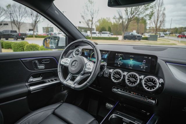 Certified 2022 Mercedes-Benz GLA 35 AMG 4MATIC image 17