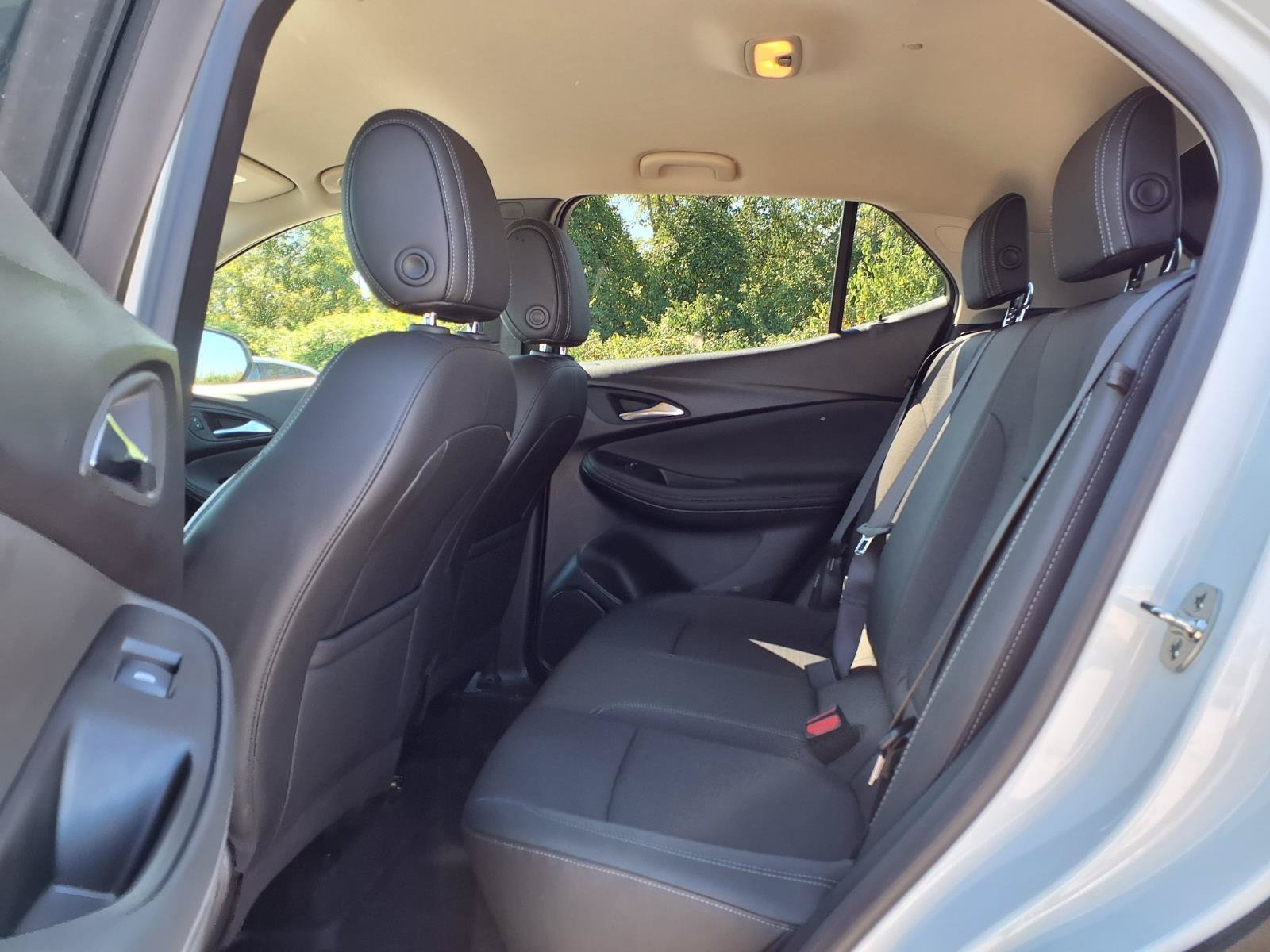 Used 2025 Buick Encore GX Preferred FWD image 23
