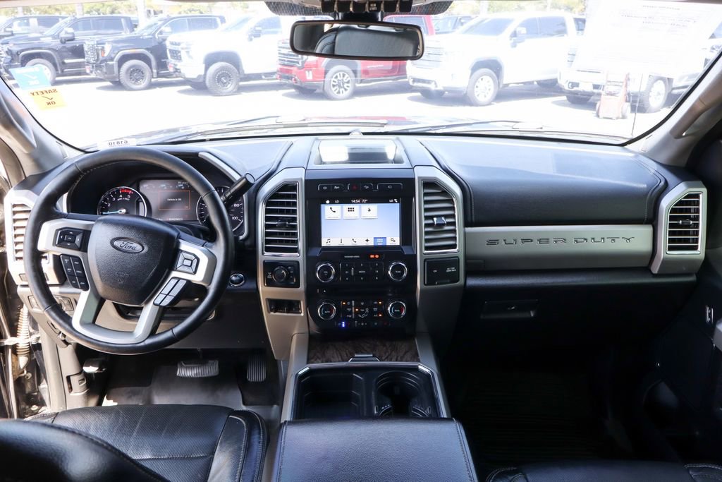 Used 2017 Ford F350 Lariat w/ Lariat Ultimate Package AWD/4WD image 31