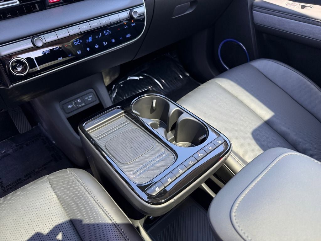 Used 2025 Hyundai Ioniq 5 Limited AWD/4WD image 19