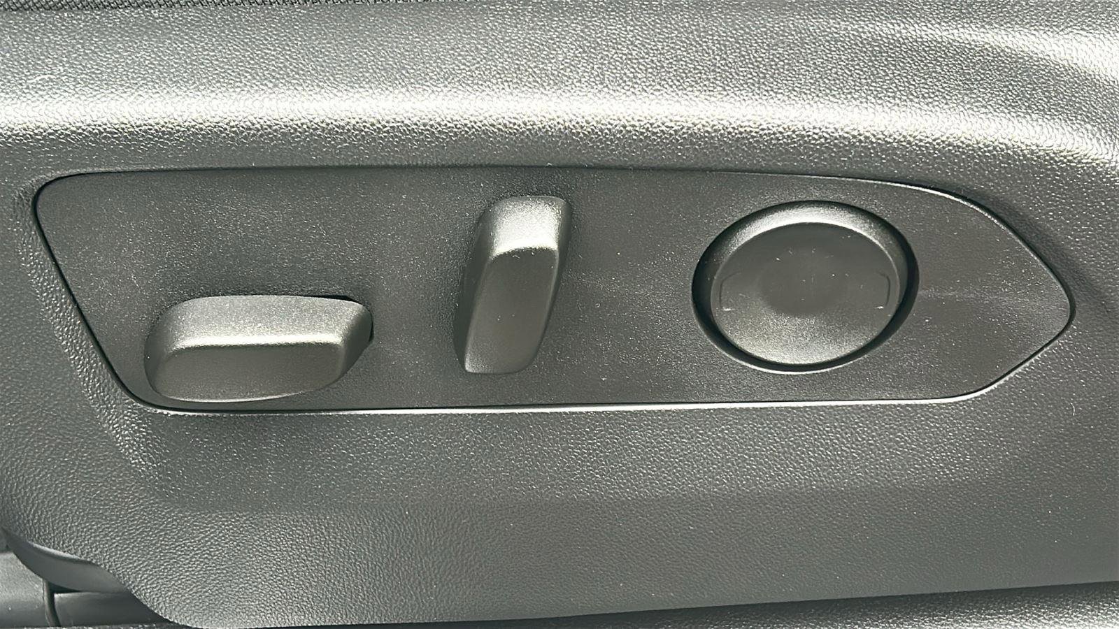 New 2025 GMC Sierra 1500 Elevation w/ Preferred Package image 30