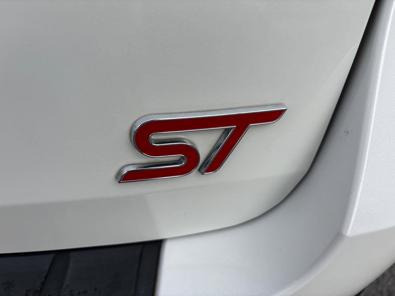 Used 2023 Ford Explorer ST w/ Equipment Group 401A AWD/4WD image 5