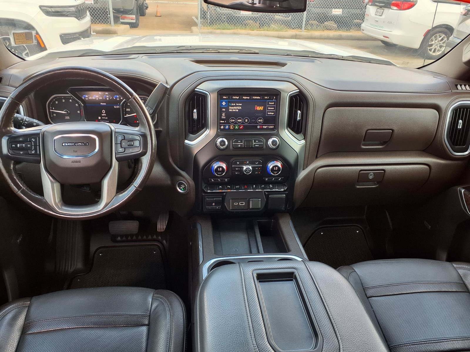 Used 2022 GMC Sierra 1500 Denali w/ Driver Alert Package II AWD/4WD image 4