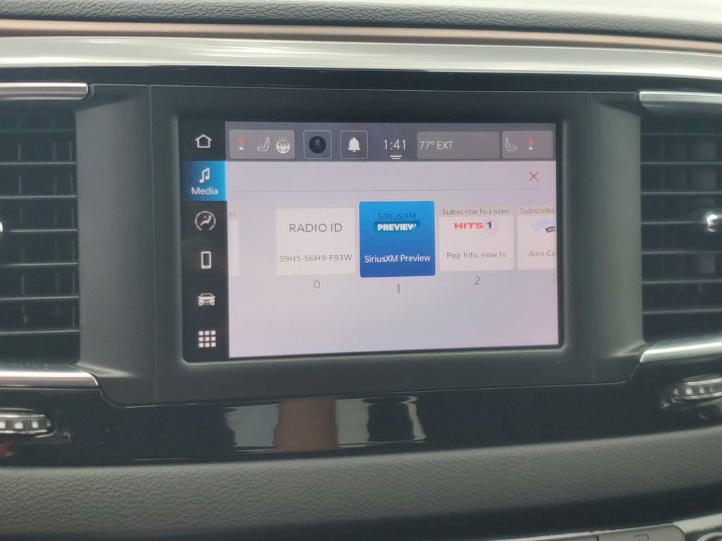 Used 2024 Chrysler Voyager LX image 24