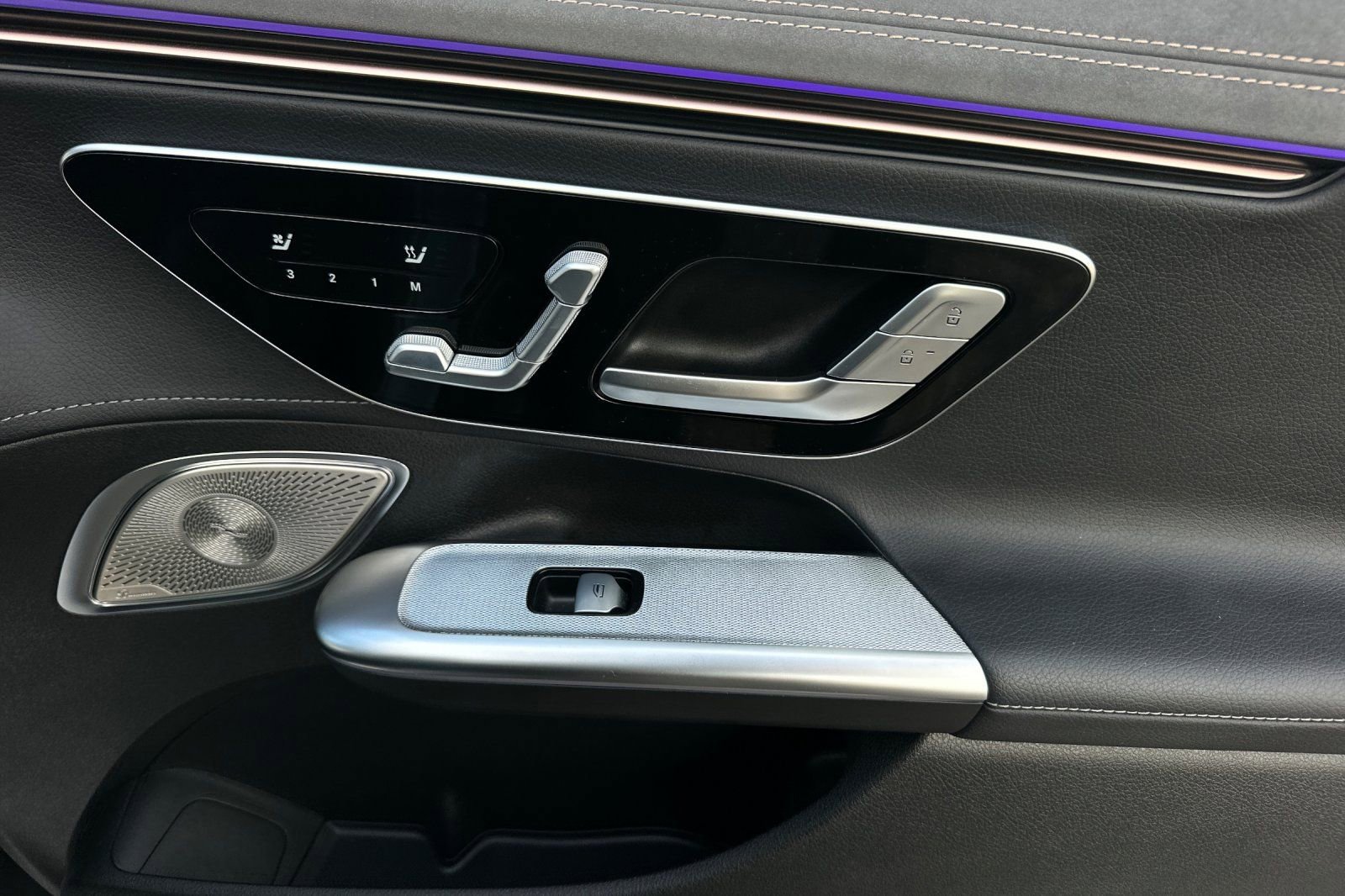 Used 2023 Mercedes-Benz EQE 350+ 4MATIC Sedan image 34