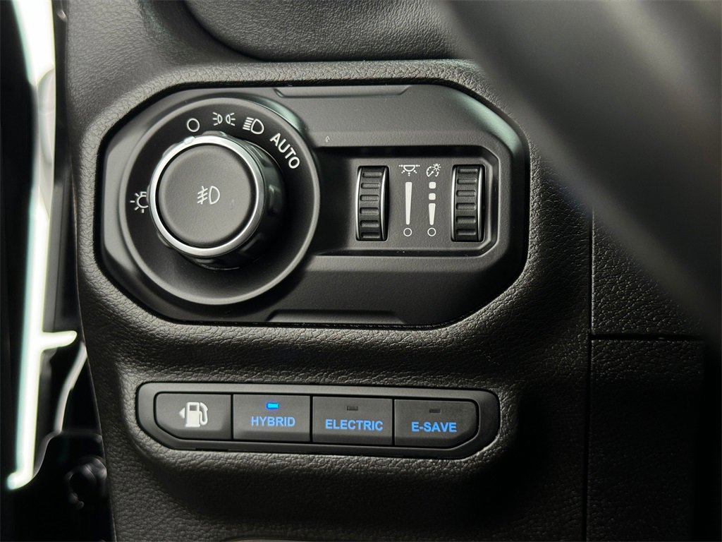 Used 2021 Jeep Wrangler Unlimited Rubicon 4xe w/ Cold Weather Group image 30