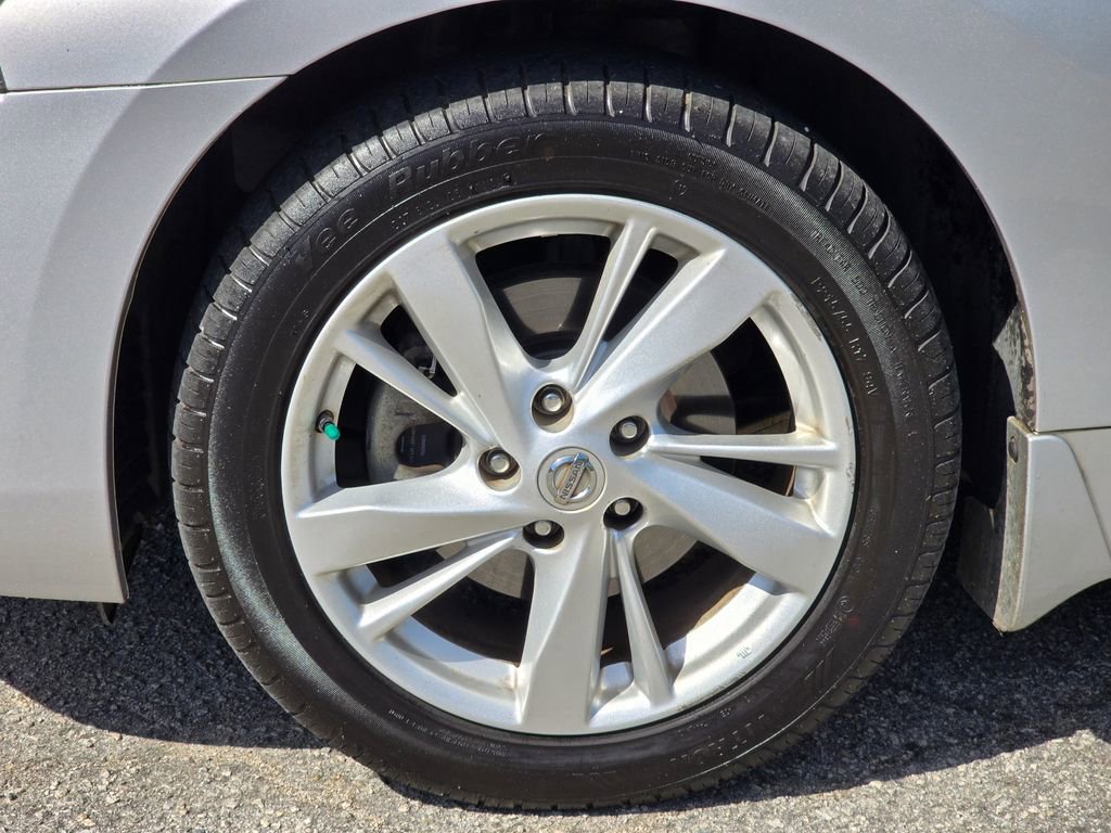 Used 2015 Nissan Altima 2.5 SV FWD image 11