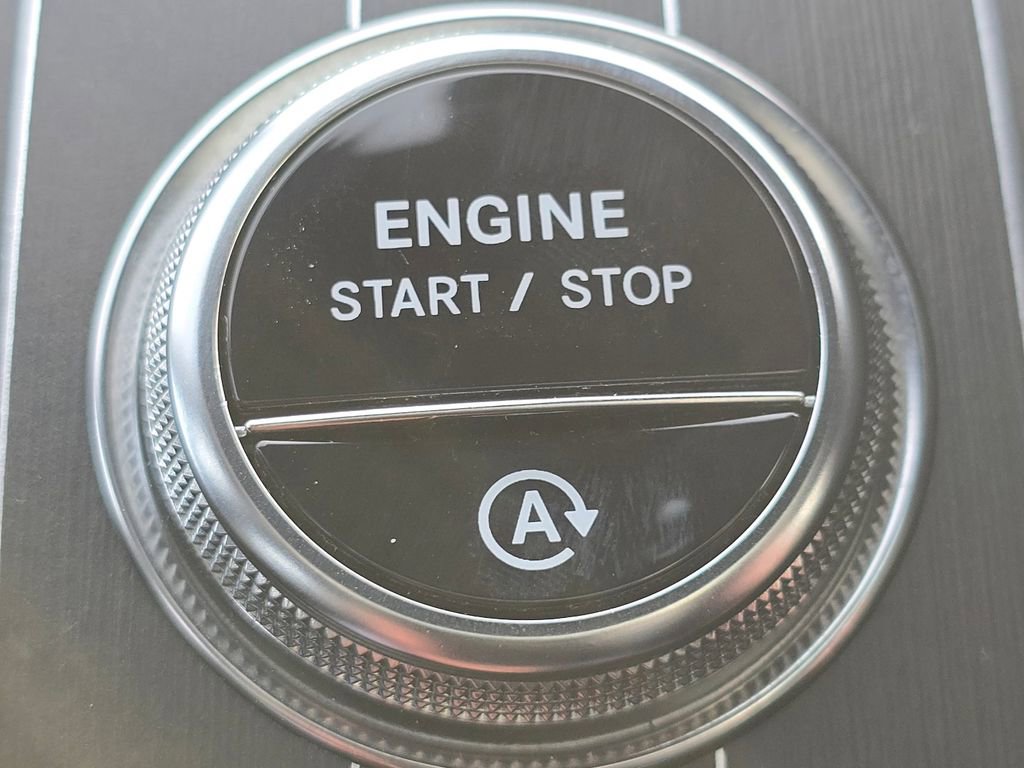 Used 2026 Mercedes-Benz GLC 300 4MATIC image 37