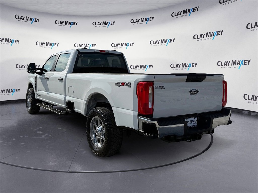 Used 2024 Ford F350 XL w/ XL Chrome Package image 3