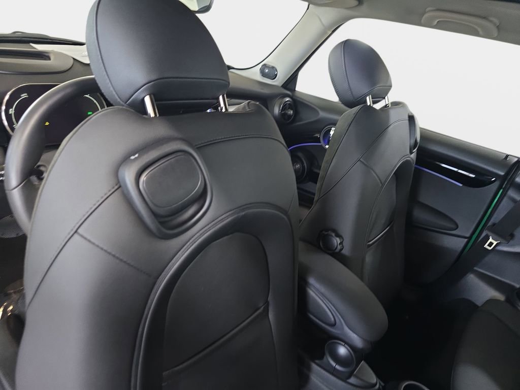 Used 2024 MINI Cooper SE image 16