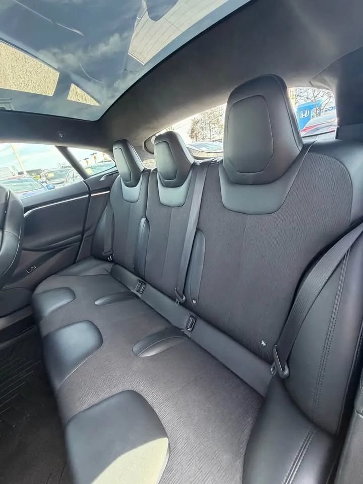 Used 2017 Tesla Model S 60D AWD/4WD image 8