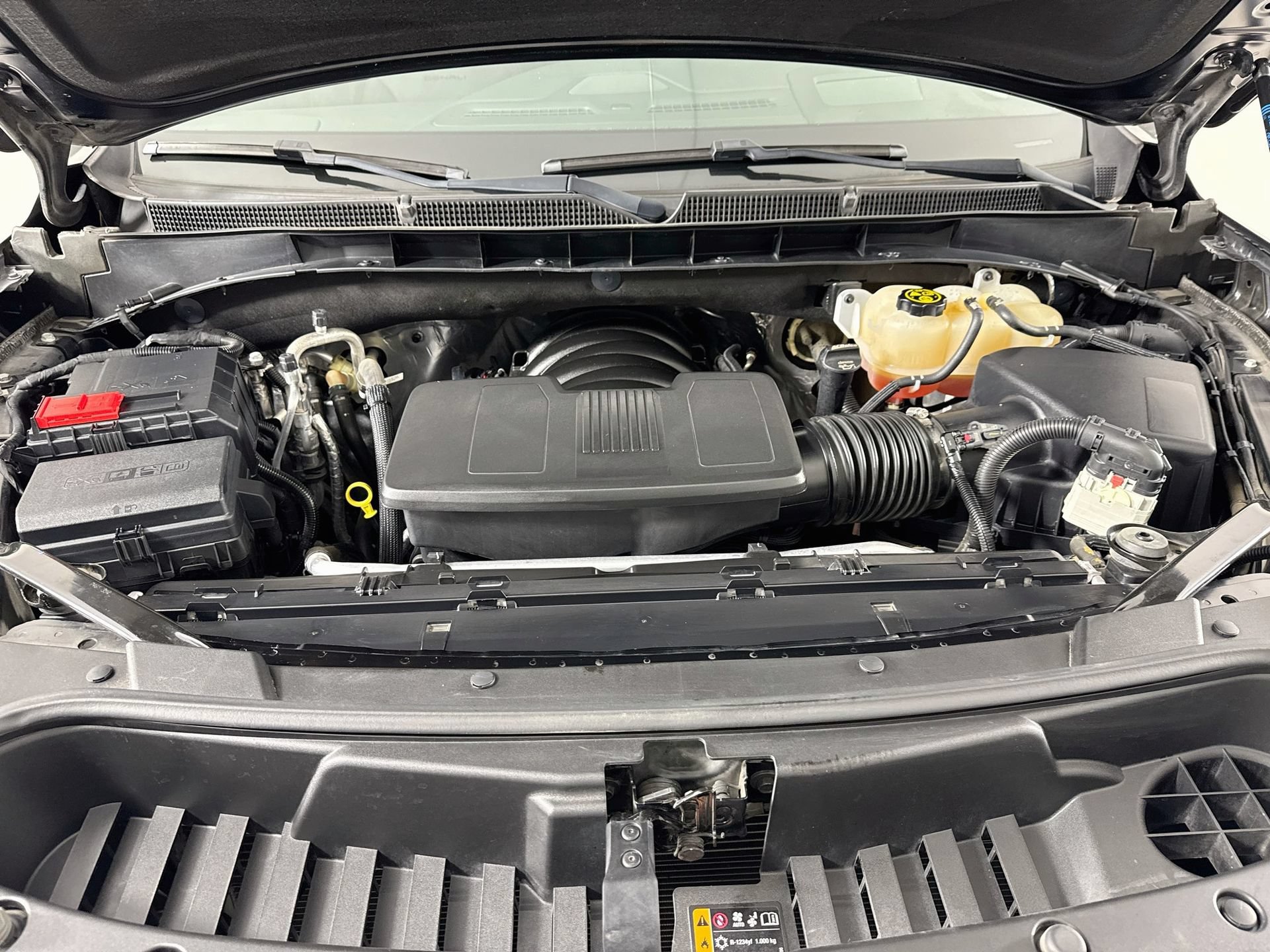 Used 2022 GMC Yukon Denali w/ Denali Premium Package RWD image 34