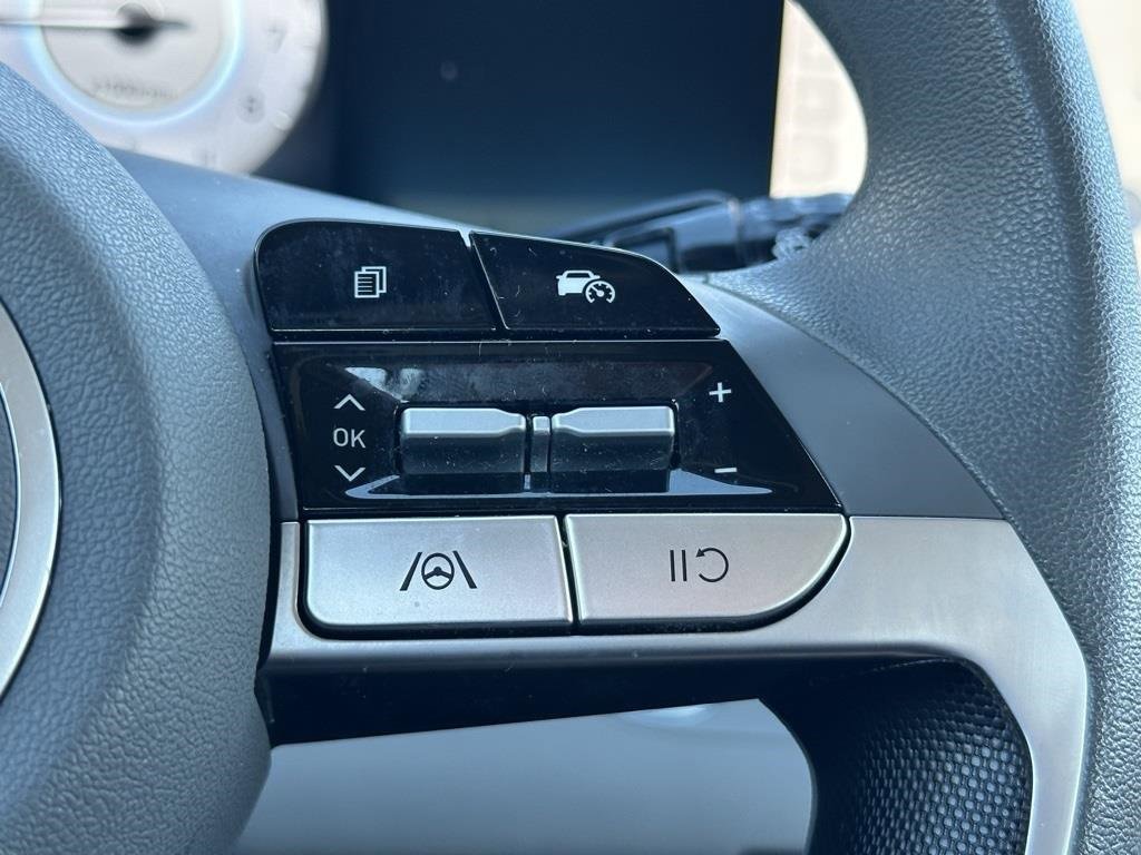 Used 2024 Hyundai Elantra SEL image 20